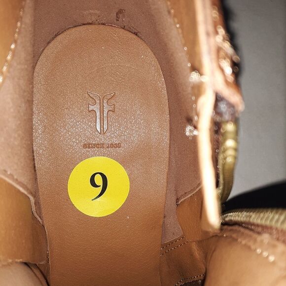 Frye Women’s size 9M Brown Leather Ankle Boot - Picture 6 of 10